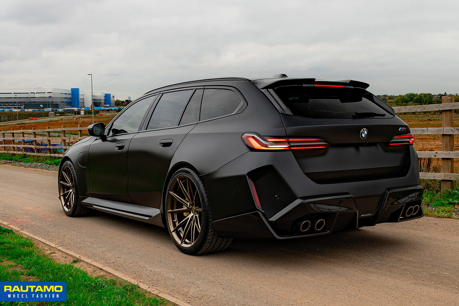 BMW M5 Touring Vossen HFX2 Satin Bronze