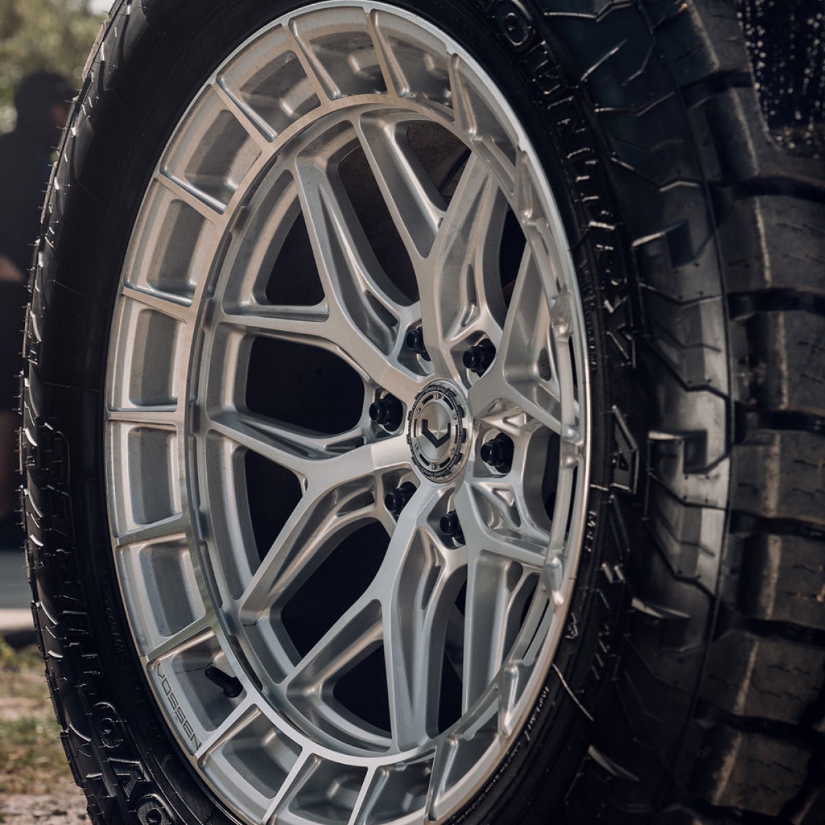 Ford Ranger Raptor Vossen HFX-1 Silver Polish