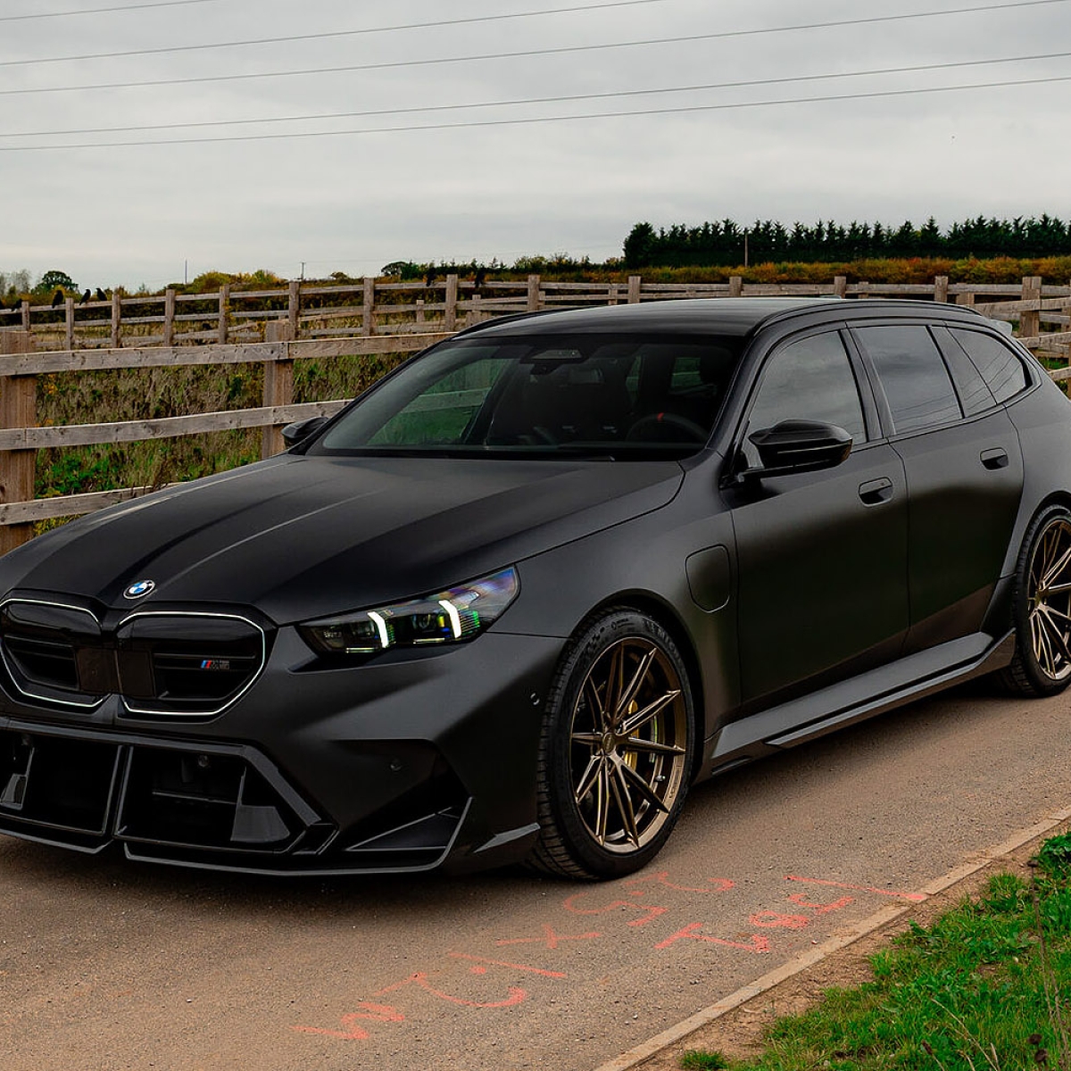 BMW M5 Touring Vossen HFX2 Satin Bronze